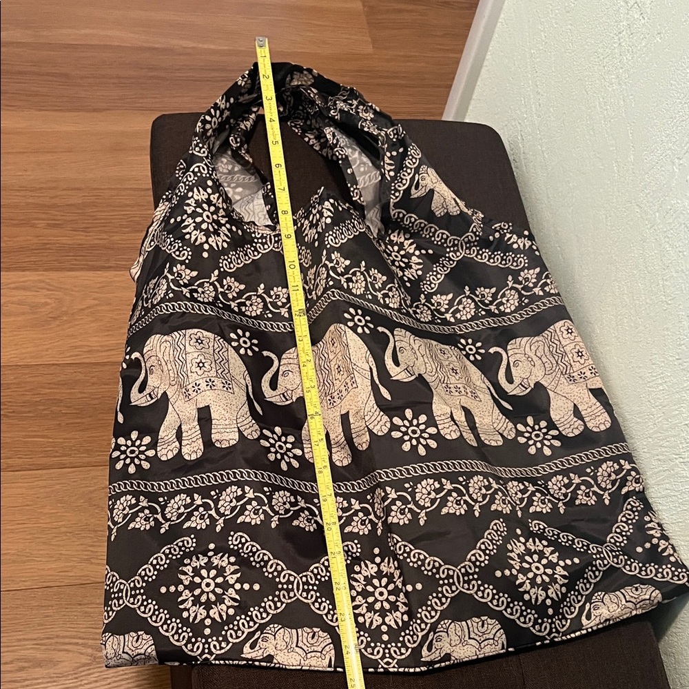 #1189: Unisex Elegant Moments Black and White Elephant Halter Top - Picture 4 of 5